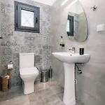 Villa Cranae Tranquil Luxury Gythio