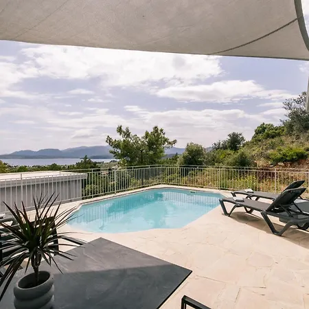 Cranae Tranquil Luxury Villa *